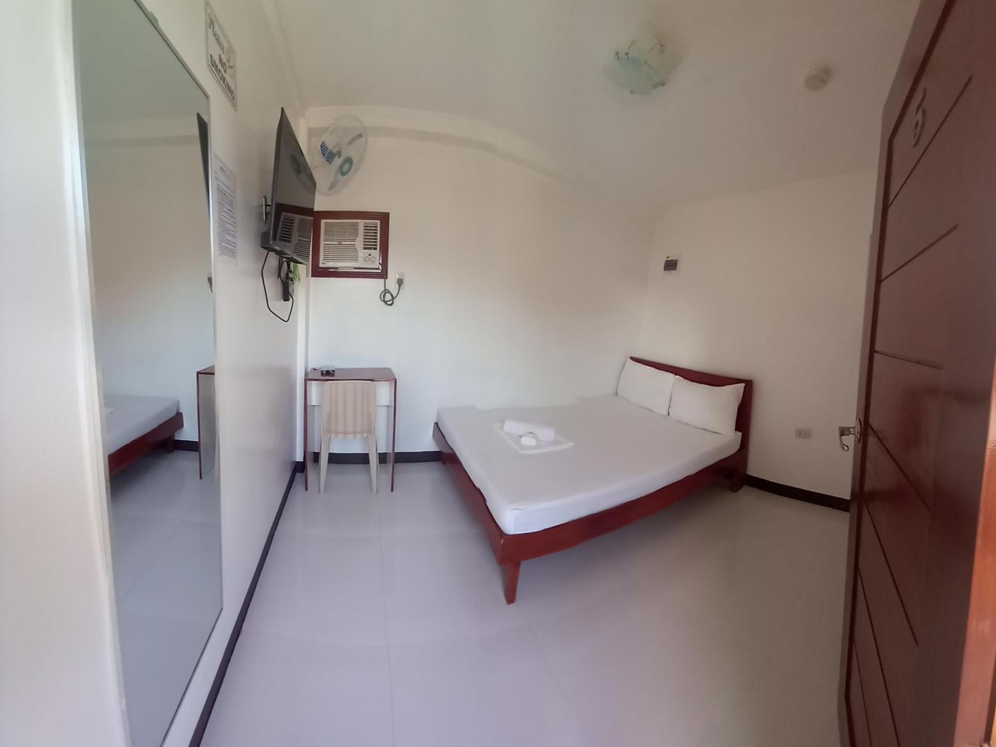 Alinchlo Hotel เลกัซปี ห้อง รูปภาพ